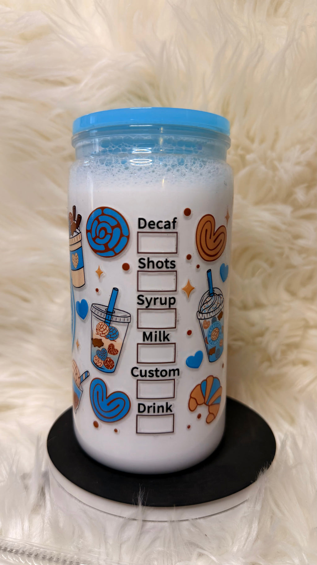 Cafecito y Chisme Custom Cup