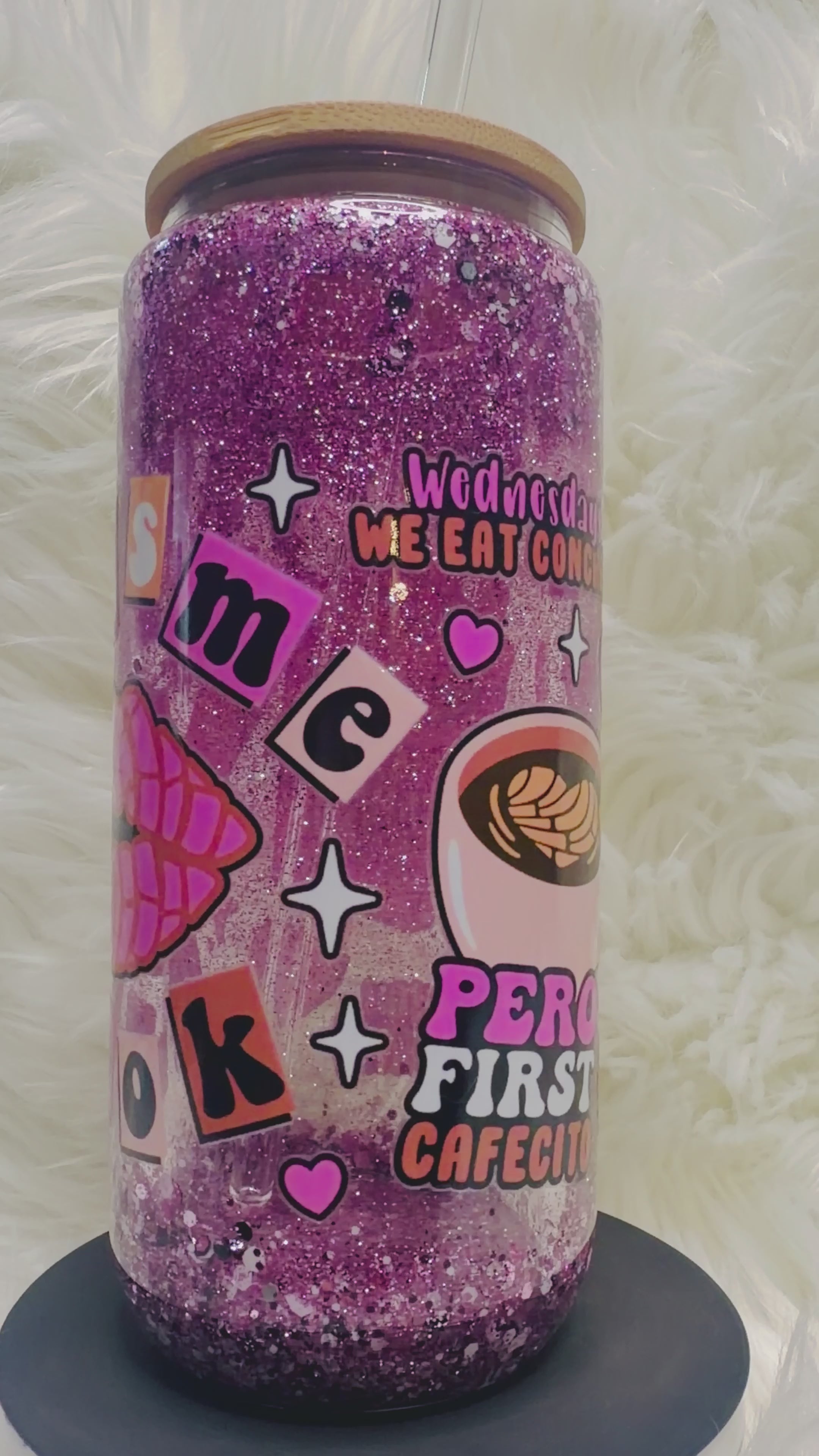 Chisme Book Custom Cup